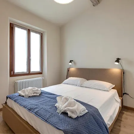 Santa Reparata Apartment by Mamo Florence-2